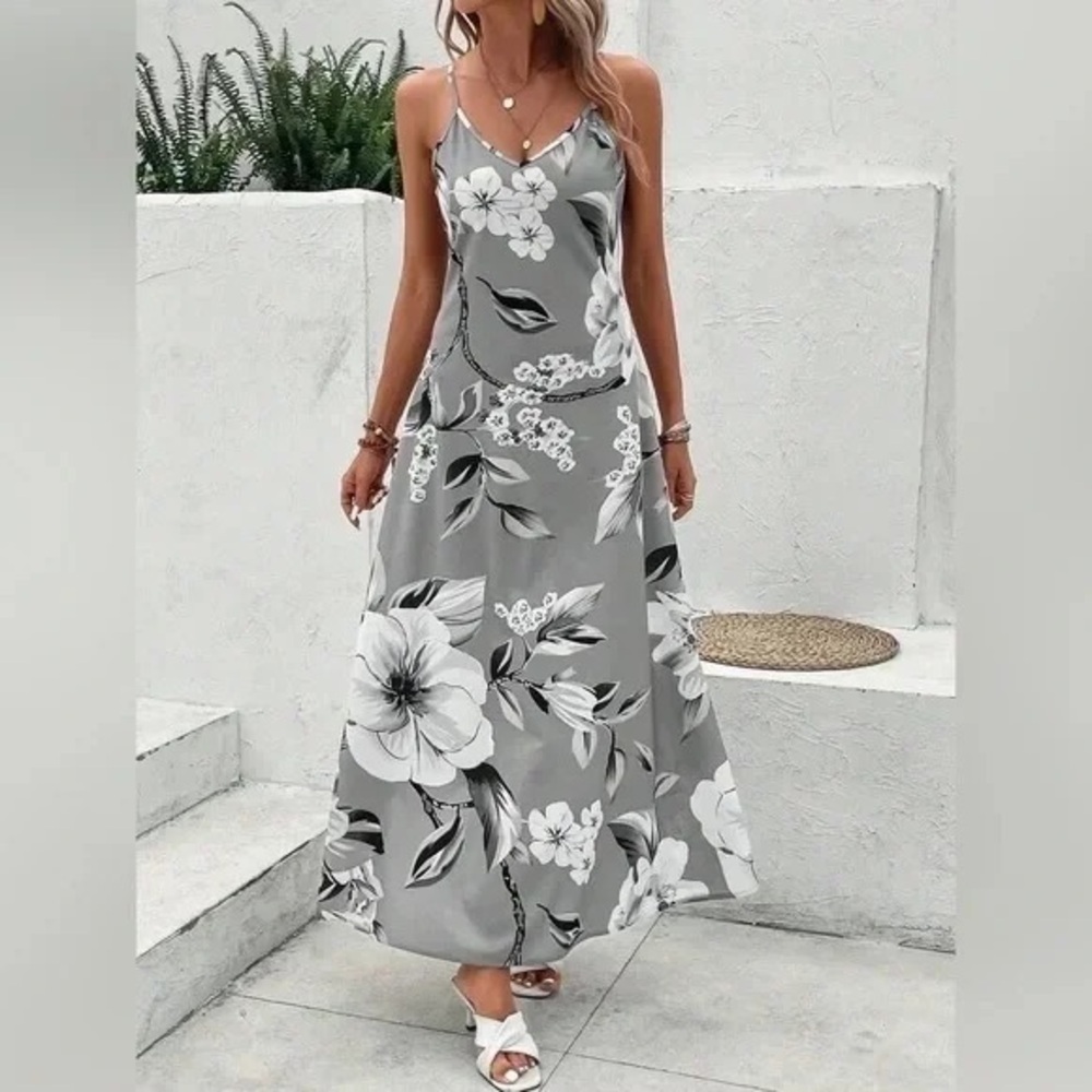 Emery Rose | Floral Print Cami Dress Boutique Brand Various Sizes Available - Picture 3 of 7